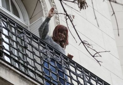 Cristina volvió al balcón