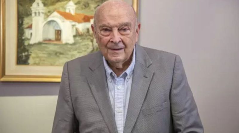 Cavallo insiste con la liberación total del cepo Cavallo insiste con la liberación total del cepo