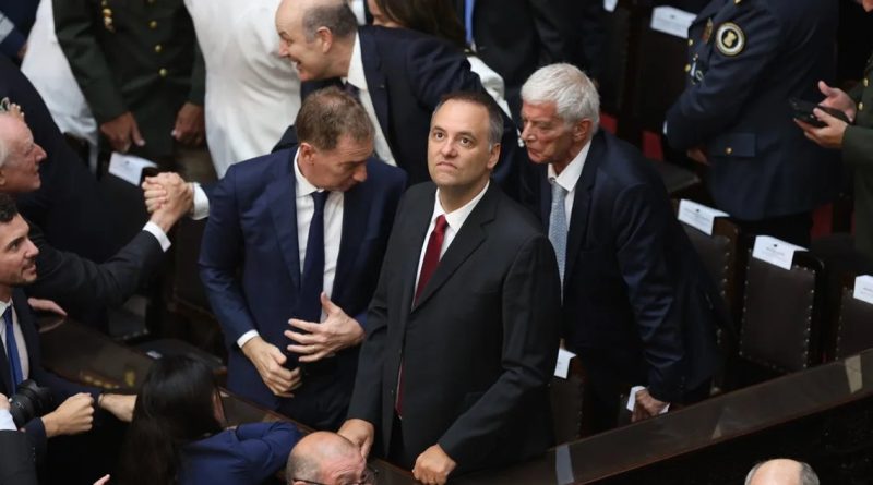 Adorni: Le formularán 5 mil preguntas Adorni: Le formularán 5 mil preguntas