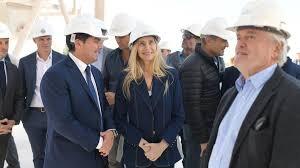 Karina Milei inauguró una sede de Mercedes Benz