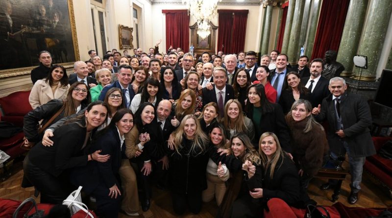 Milei agradeció a los diputados de su partido