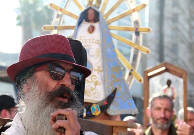 Marchan a San Cayetano