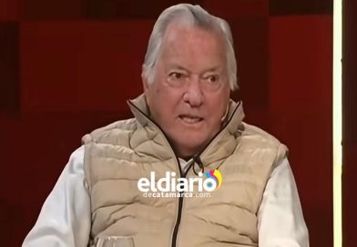 Ellos pasan, él sigue