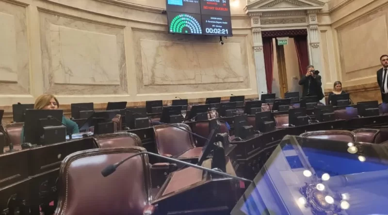 El Senado permanece paralizado