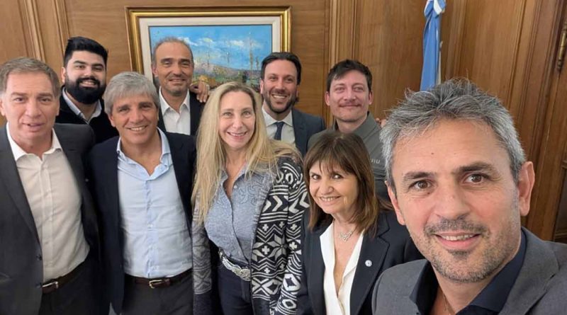 La reforma electoral del Gobierno, trabada