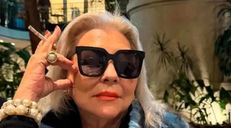 Elisa Carrió denunció penalmente al Presidente